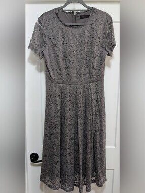 Women's Dress Tells Lace Fit-and-Flare Midi Dress